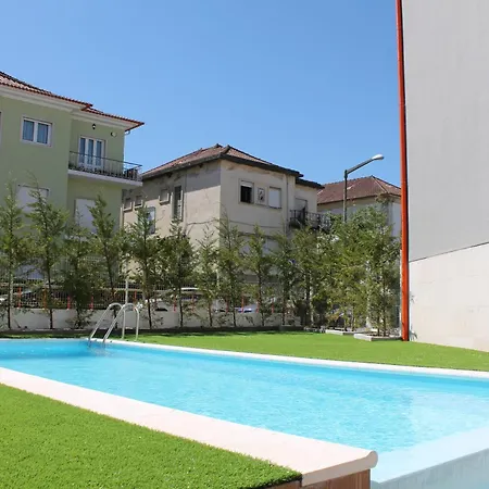 Studentville Academia 3*