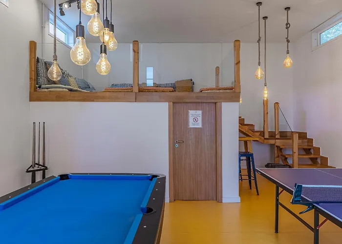 Studentville Academia 住宿加早餐酒店 科英布拉