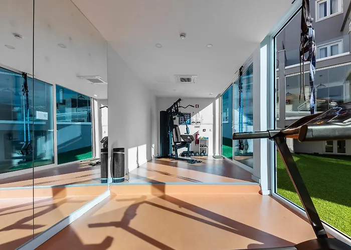 Studentville Academia 3*