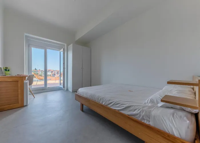 Studentville Academia Bed and Breakfast Κοΐμπρα